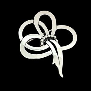 The Kalo Shop antique sterling silver brooch pin